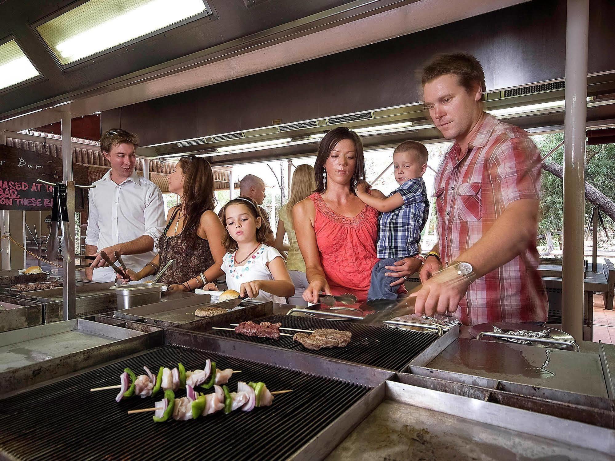 Outback Hotel Ayers Rock Luaran gambar